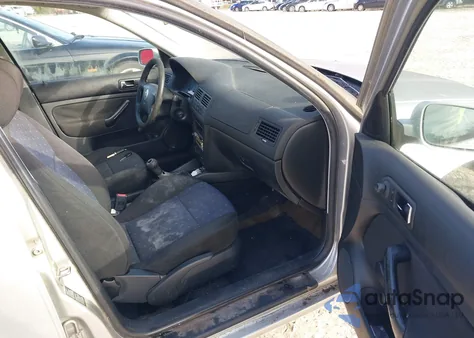 1999 Volkswagen Jetta Gl Tdi from USA, damaged, VIN 3VWRF29M2XM102394